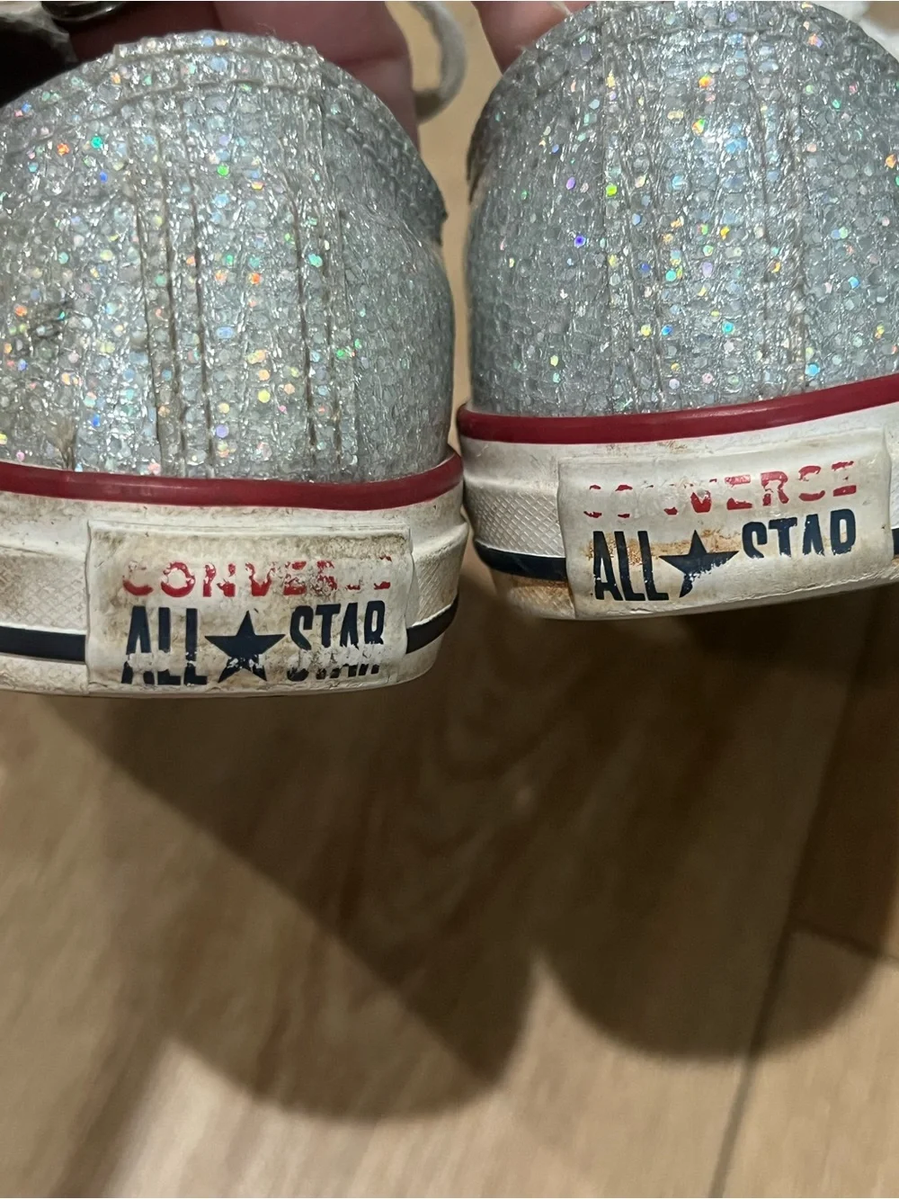 Converse Silver Glitter Low-Top Sneakers Girls 4